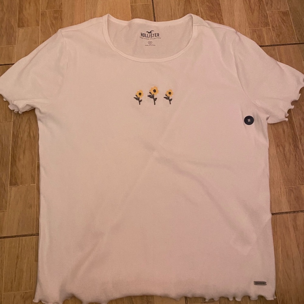NEW Hollister Sunflower Top